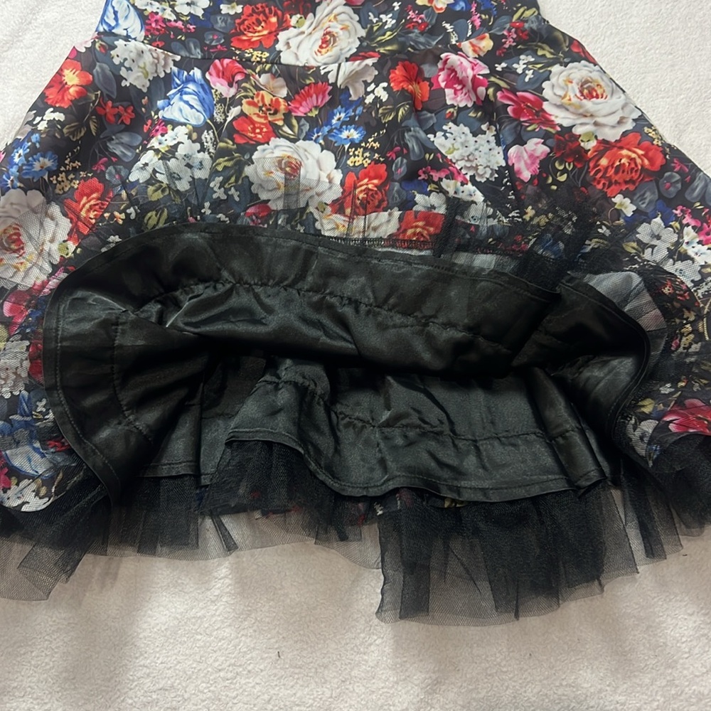 Kapukino Floral Black Skirt with Tulle Hem Size M - Picture 5 of 8